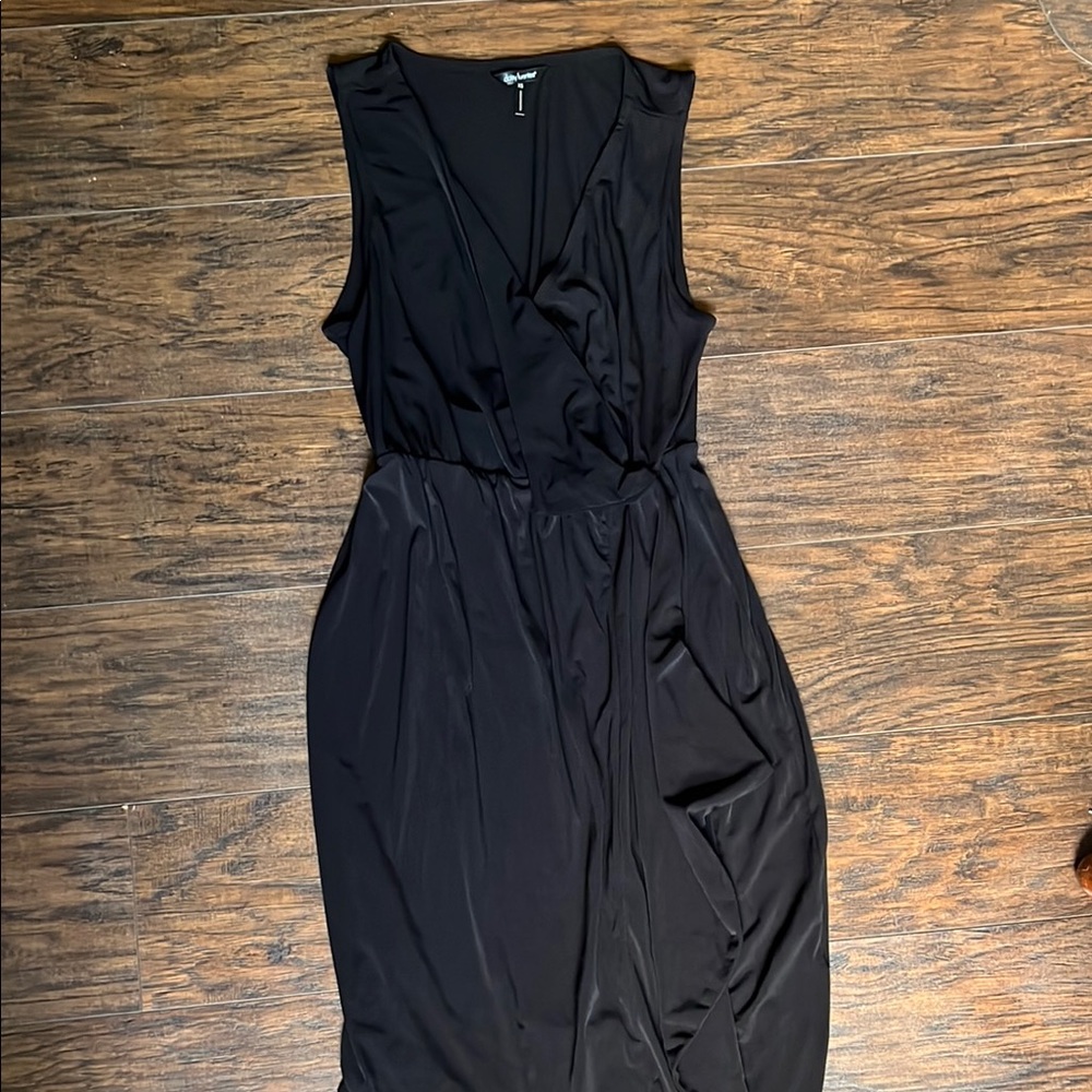 Daisy Fuentes Black Ruched Tie Front Midi Dress